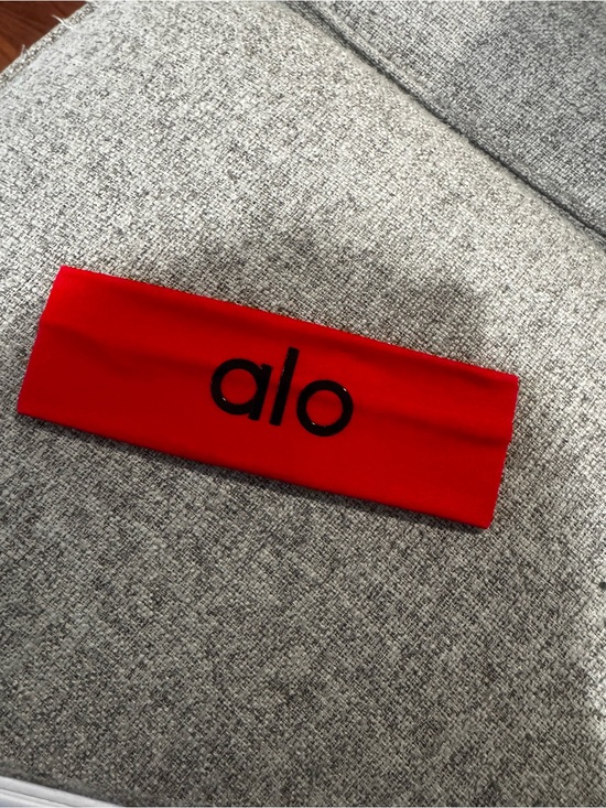 ALO Yoga Accessories - ALO Yoga Kids Red Headband with Black Logo New never used